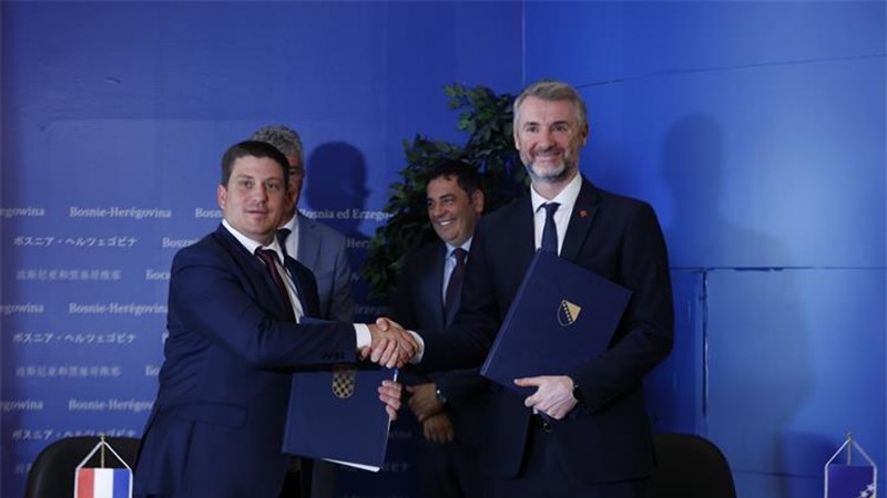 Ministri Butković i Forto potpisali sporazum o obnovi mosta Brčko-Gunja